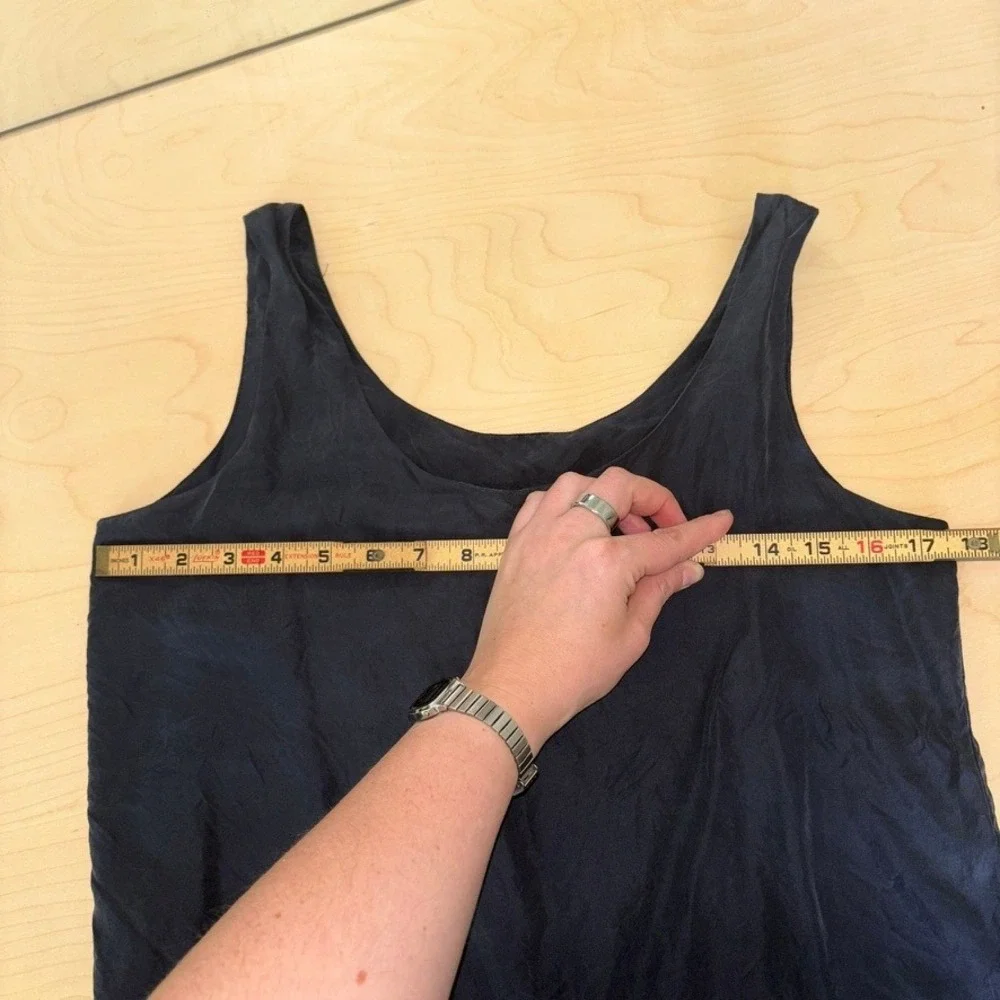 Express Tank Top Women Sz S Black Silk Scoop Neck Minimalist Sleeveless Blouse - Picture 8 of 9